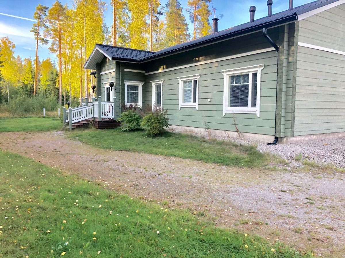 Villa Mikala à Karstula Extérieur photo