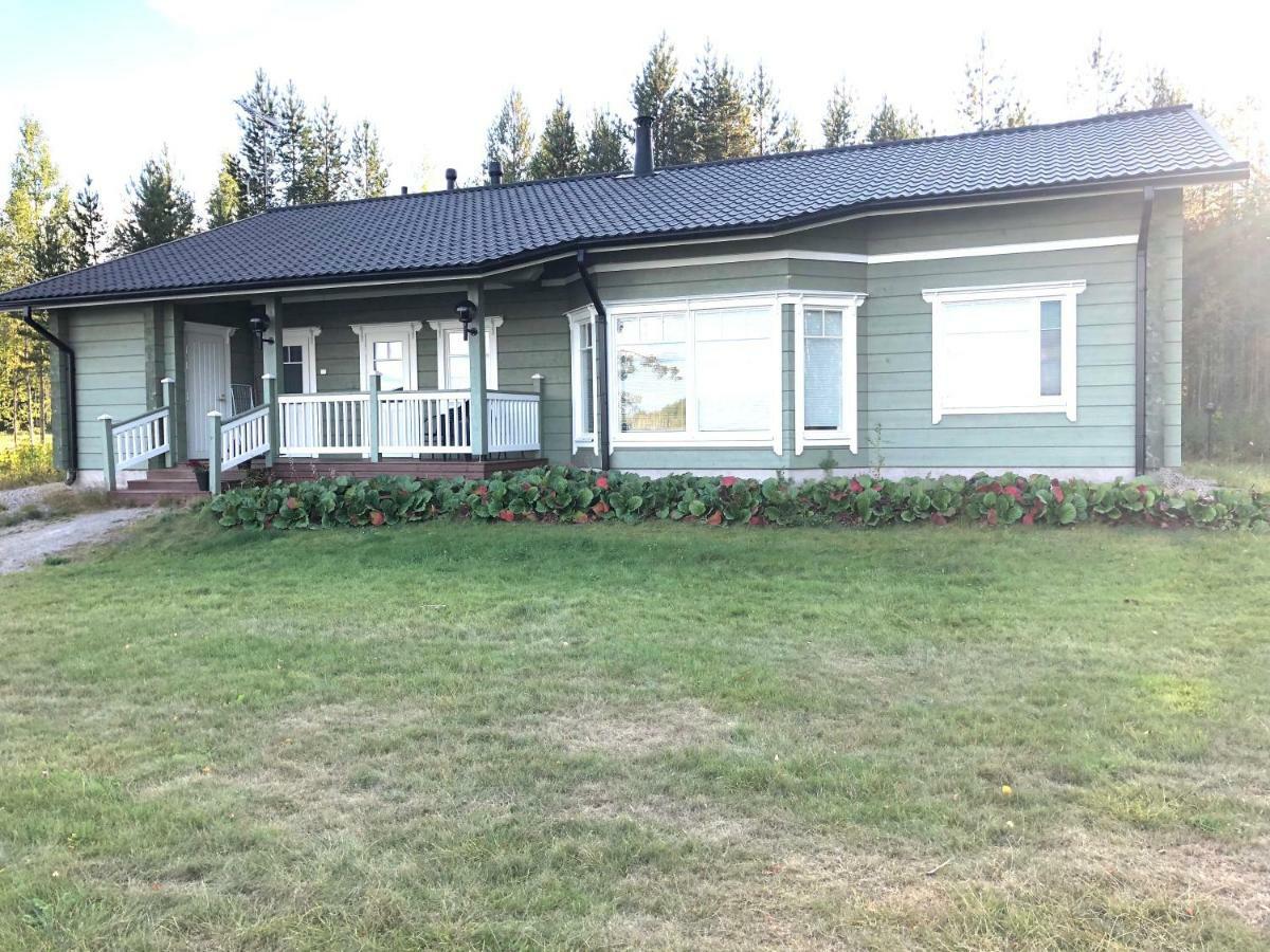 Villa Mikala à Karstula Extérieur photo